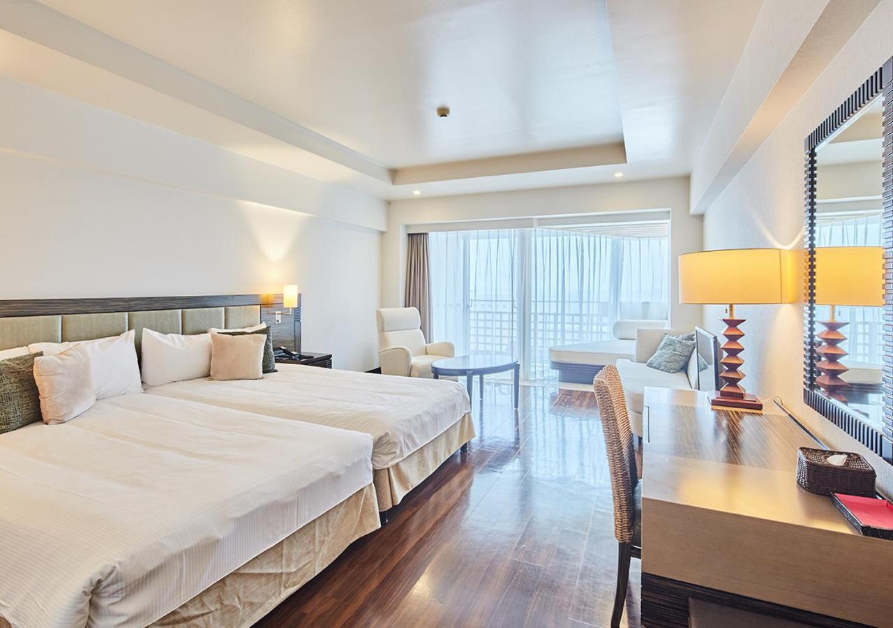 Hotel Mahaina Wellness Resorts Okinawa Exteriör bild