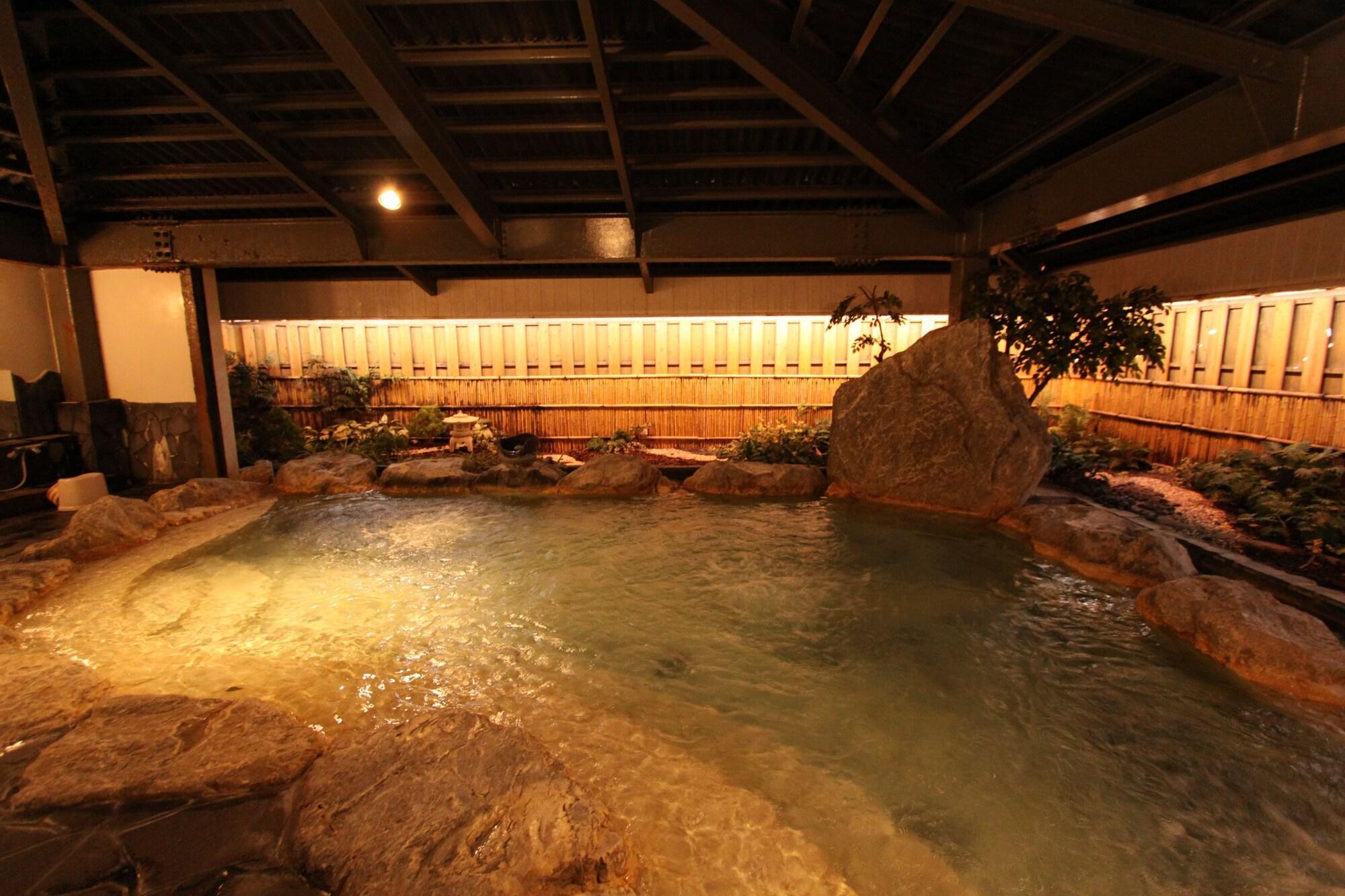 Hotel Mahaina Wellness Resorts Okinawa Exteriör bild