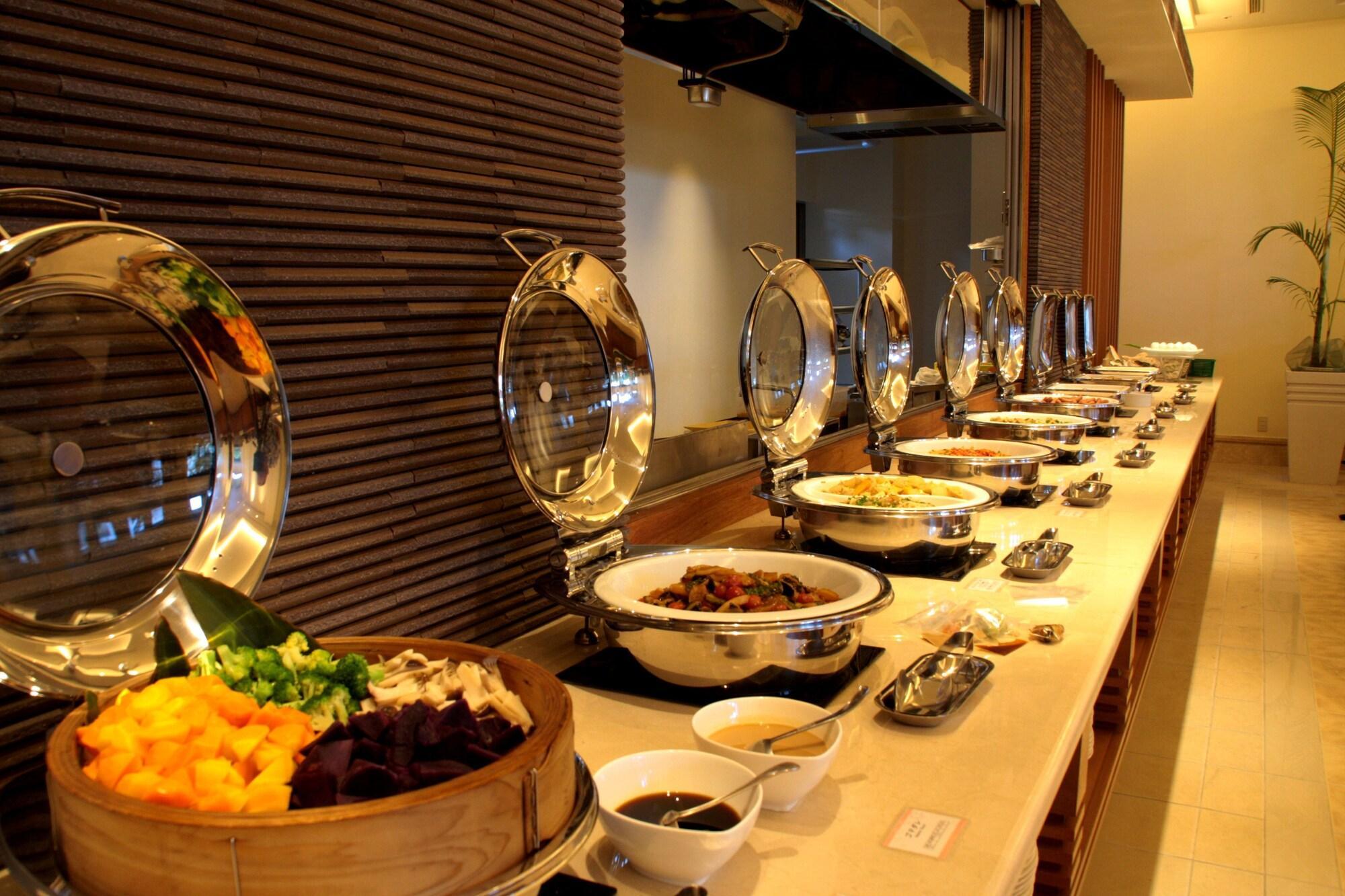 Hotel Mahaina Wellness Resorts Okinawa Exteriör bild