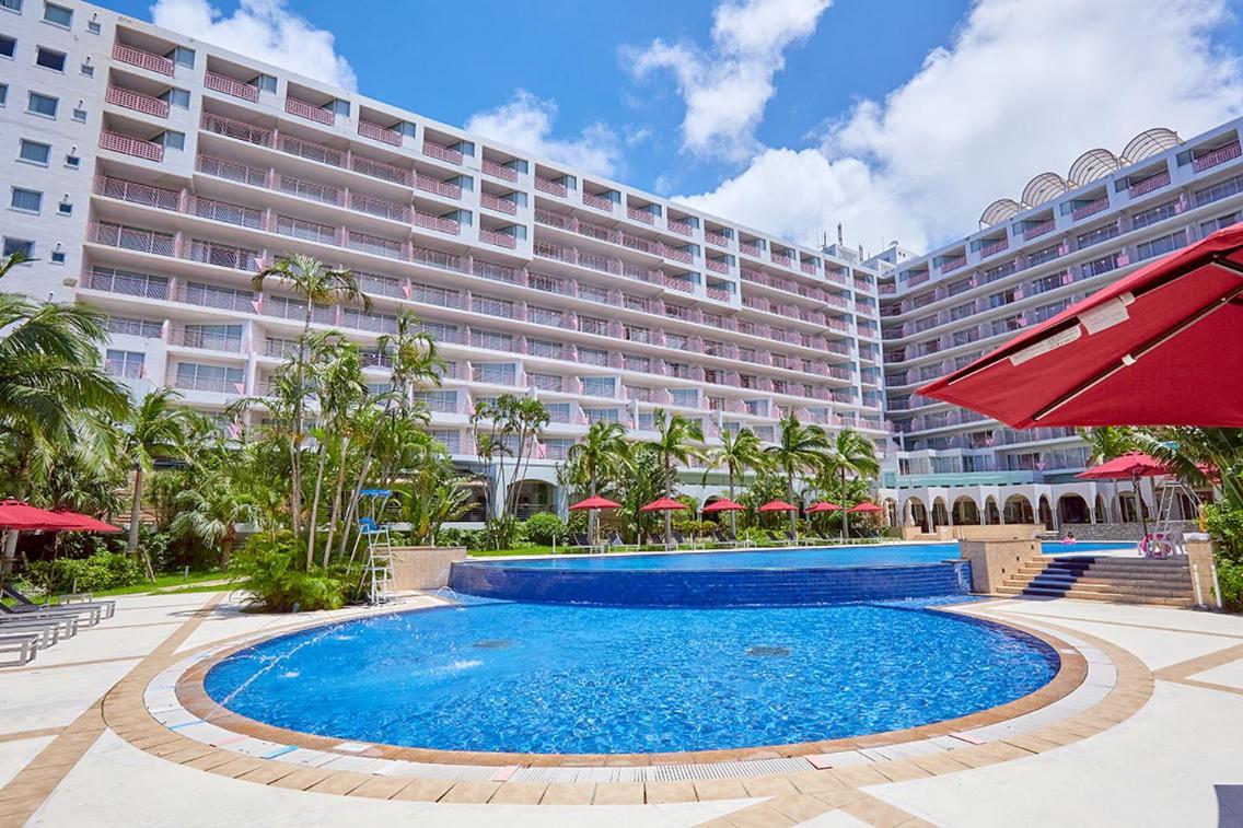 Hotel Mahaina Wellness Resorts Okinawa Exteriör bild