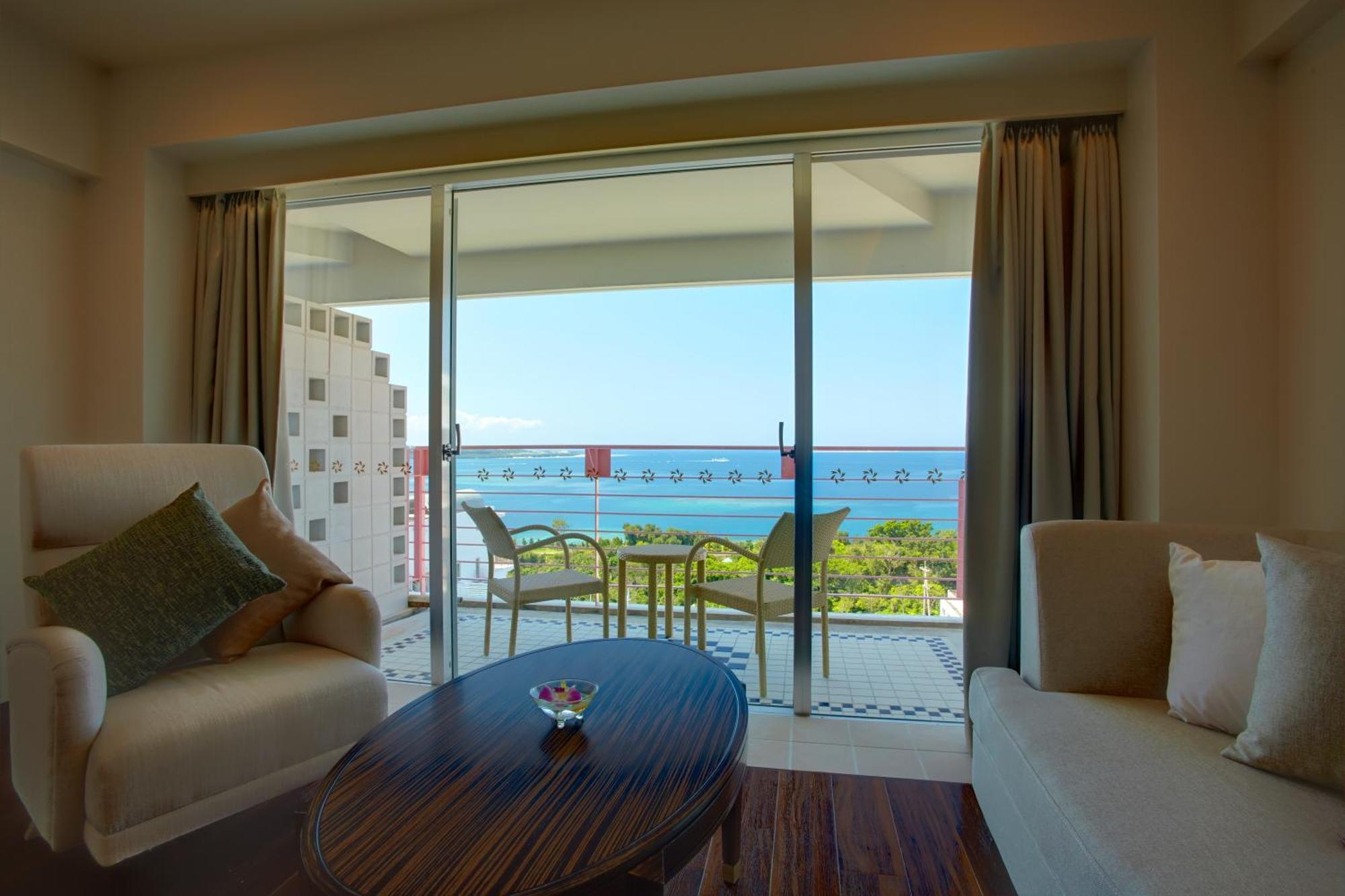 Hotel Mahaina Wellness Resorts Okinawa Exteriör bild